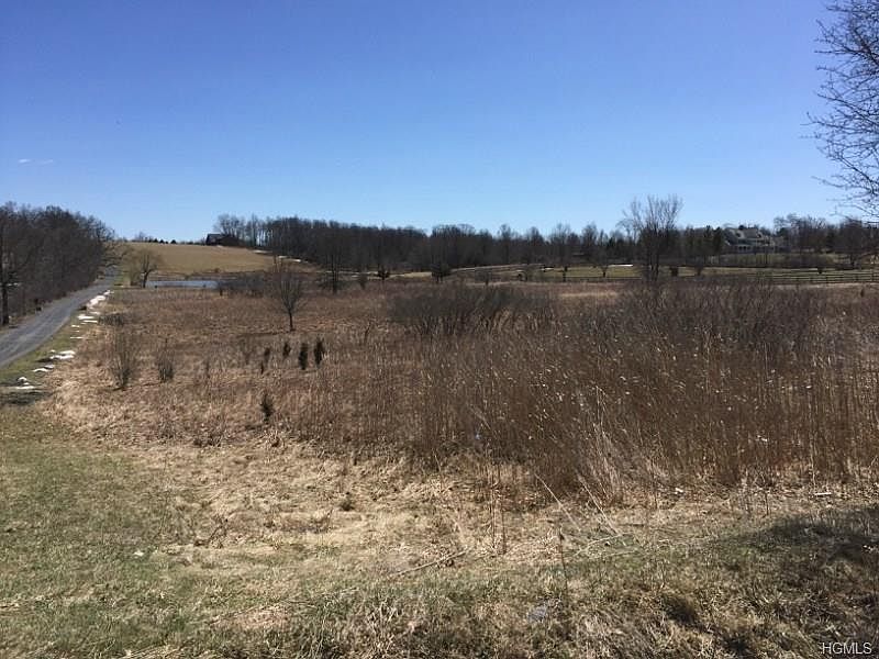 1st image of Willow Ln
