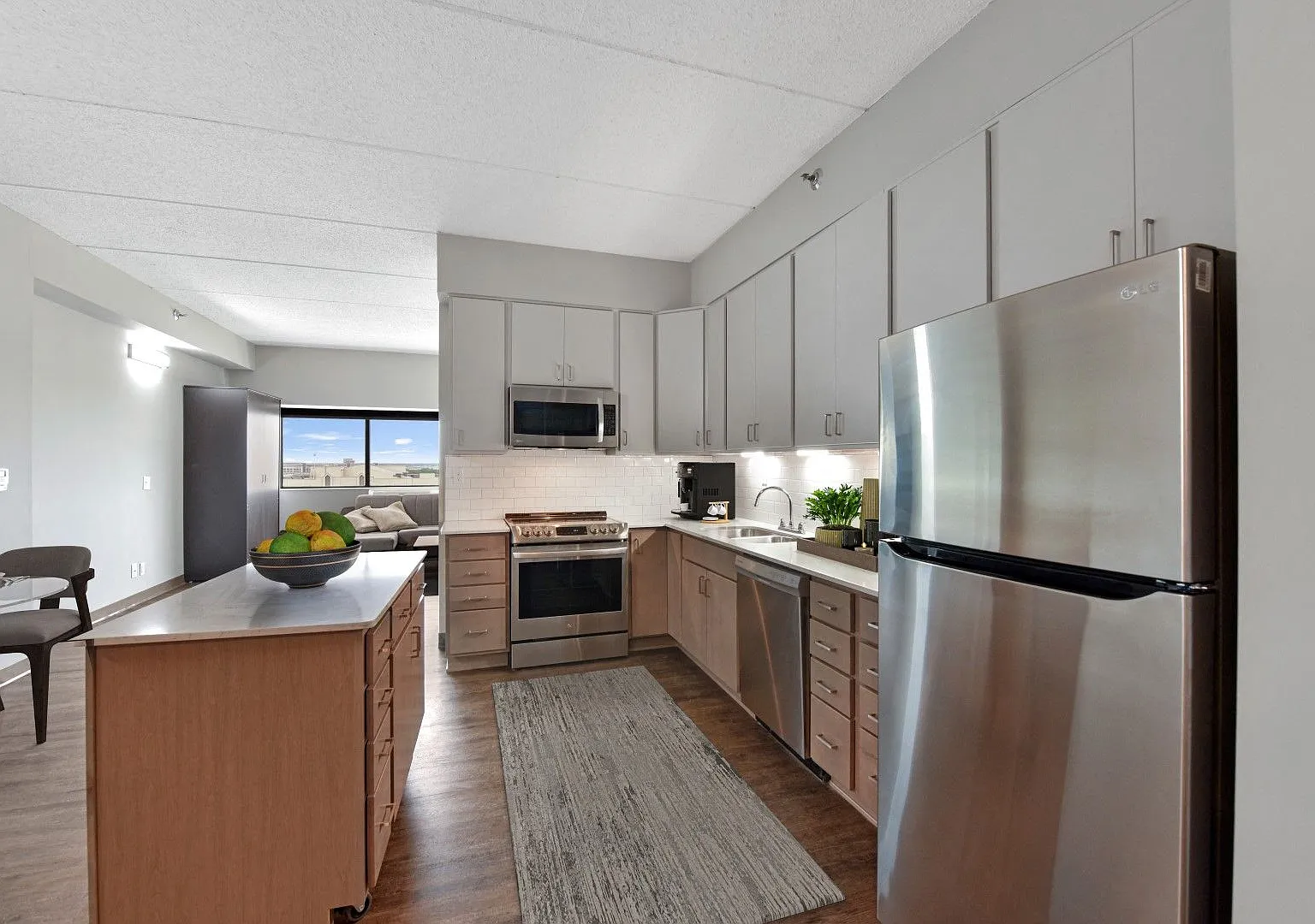 AIRE MSP Apartments — Photo 1