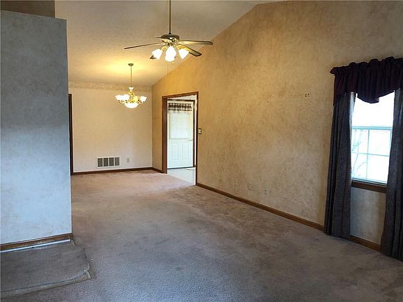 2nd image of 11760 Village Oak Dr