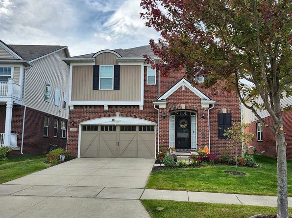 27647 Hartwick Cir