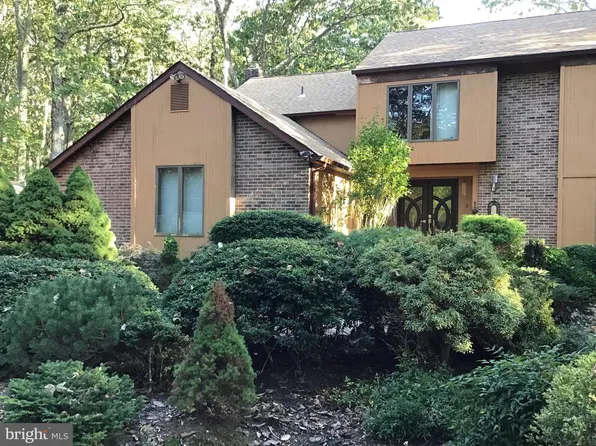 6 Grist Mill Ct, Medford, NJ 08055