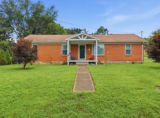 200 Davis Dr, Columbia, TN 38401