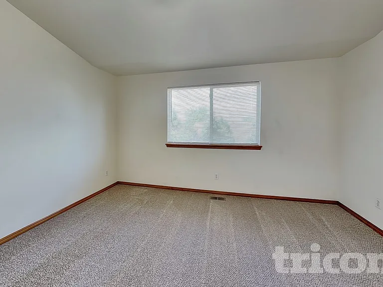 5389 S Bahama Ct — Photo 9
