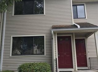 75 Lance Cir, Bridgeport, CT 06606