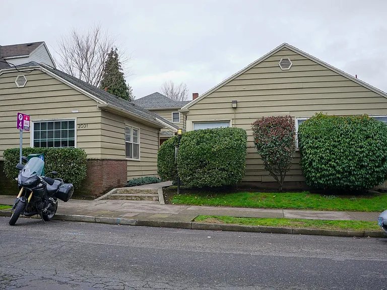 2031 NW Johnson St #2 — Photo 10