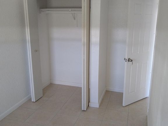 3rd image of 713 NW 4th Ave APT 2