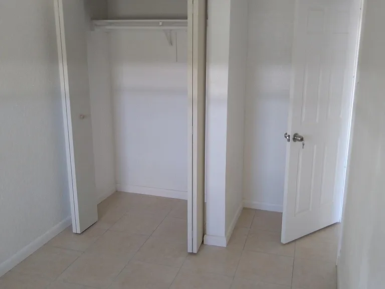 713 NW 4th Ave #2 — Photo 3
