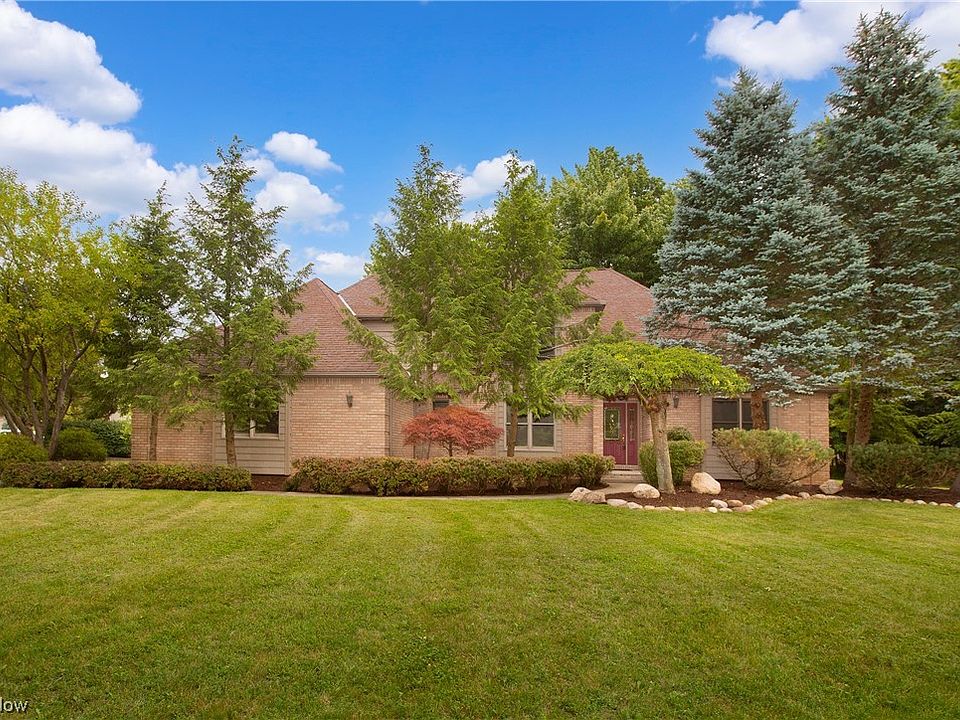 1st image of 2879 Danielle Dr