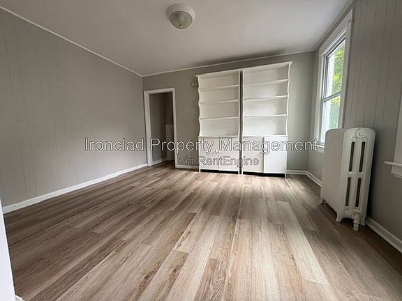 2nd image of 174 Liberty St #170