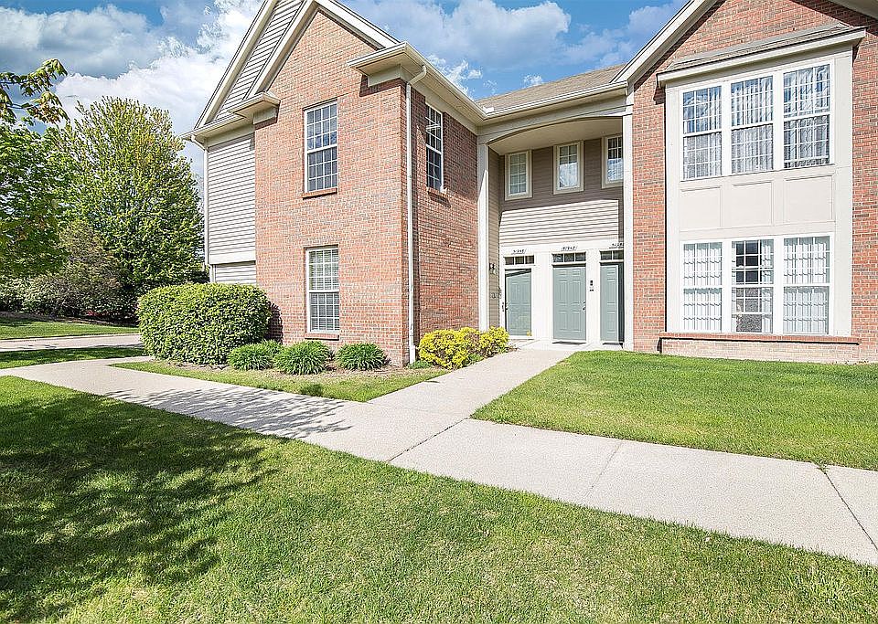 1st image of 51946 Wave Ln #93