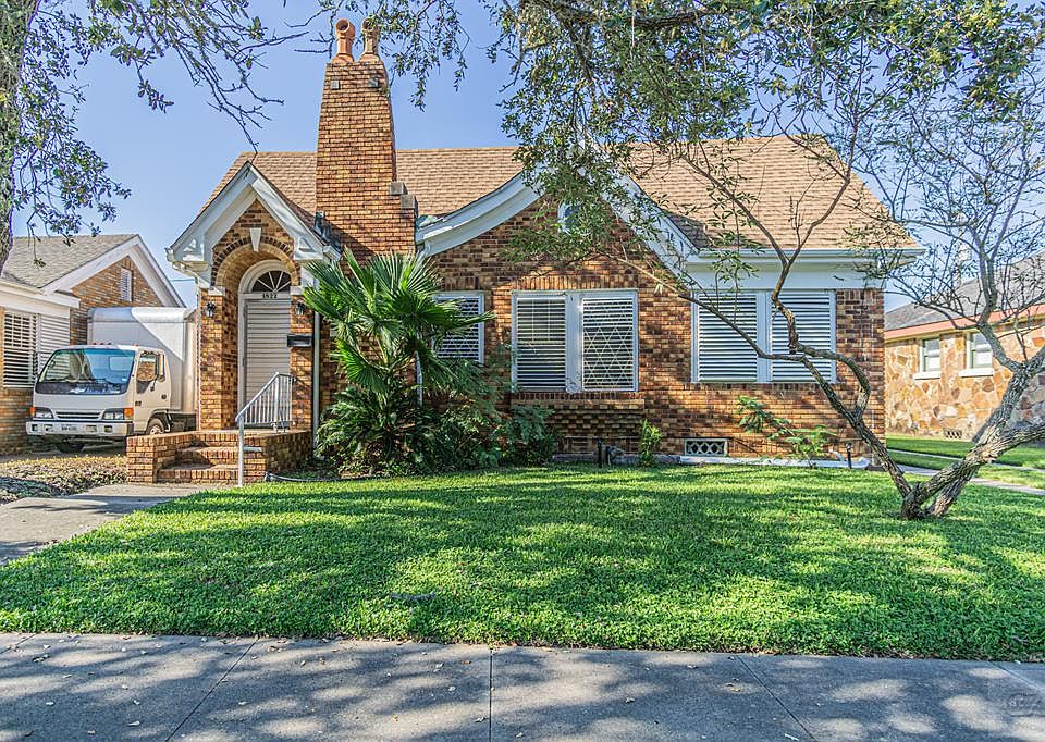 1st image of 4822 Fannin Dr