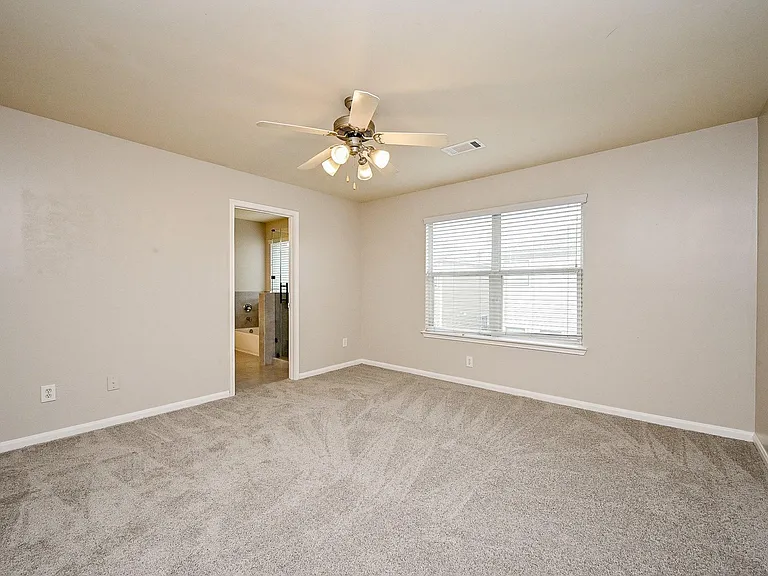 6127 Yorkglen Manor Ln — Photo 21