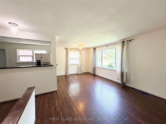 4th image of 87 Vauxhall Dr