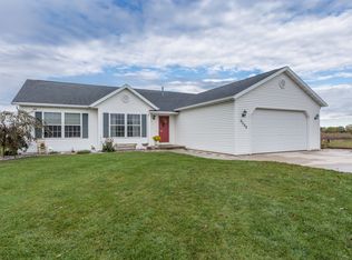 6568 Deuster St, Greenleaf, WI 54126