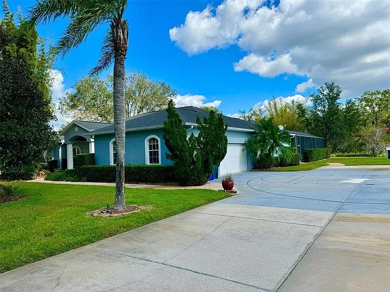 2837 Sherry Brook Ln — Photo 3