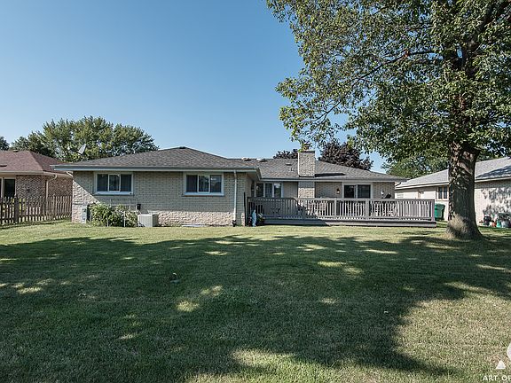 3rd image of 7709 Cashew Dr