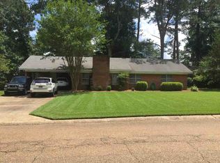 2337 Upper Dr, Pearl, MS 39208