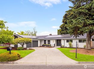 811 18th St SW, Puyallup, WA 98371