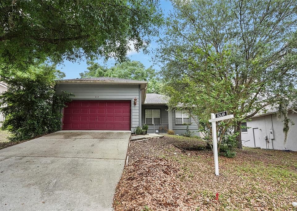 1st image of 834 Hilly Bend Dr
