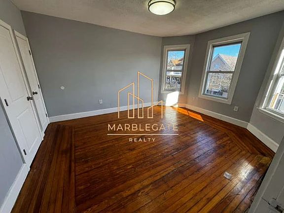 3rd image of 65 N Grove St #Fh