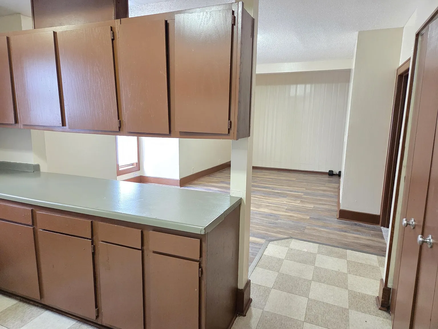 2516 Lyndale Avenue North - 1 — Photo 3