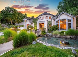 25615 Brisbane Ct, Calabasas, CA 91302