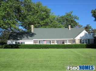 1803 Grove Ave, Corning, IA 50841