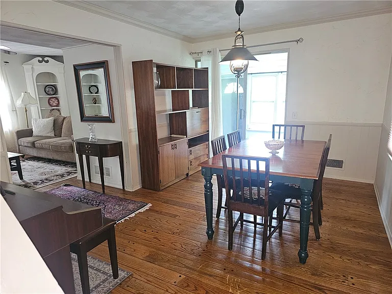20 Boughton Ave — Photo 38