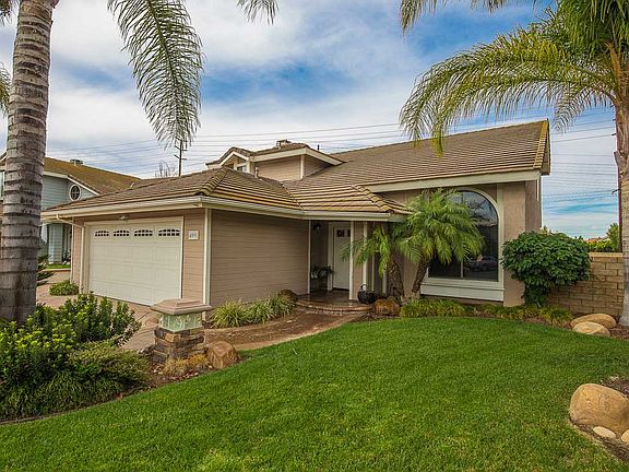 2nd image of 4091 Conejo Mesa St