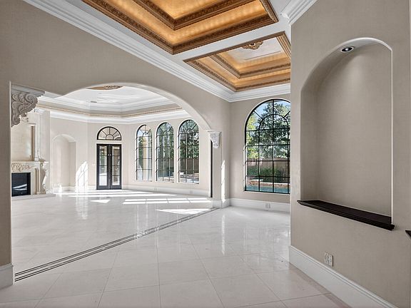 3rd image of 11117 Beinhorn Rd