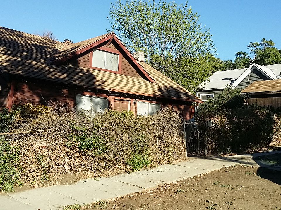 1st image of 561 Redfield Ave