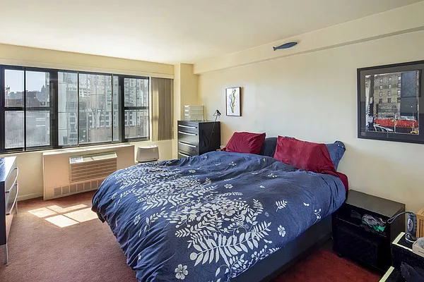 Sold by Compass | media 5