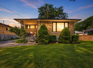 57 Vimy Cres, Sarnia, ON N7S 1J7