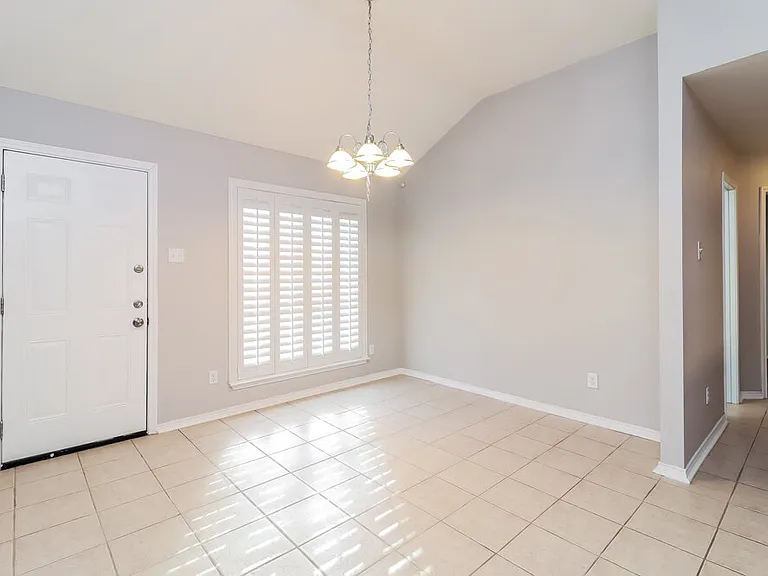 1201 Gray Dawn Dr — Photo 9