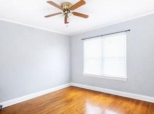 813 University Ave SE #103, Minneapolis, MN 55414