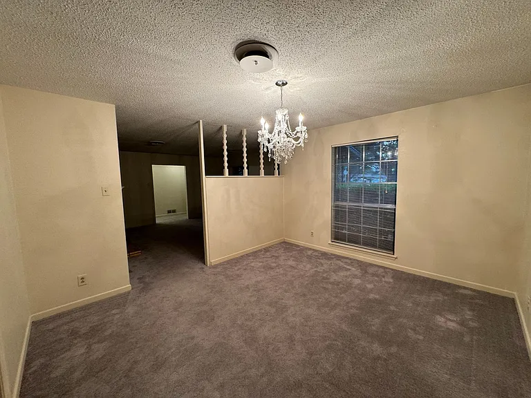 605 Bellaire Dr — Photo 11