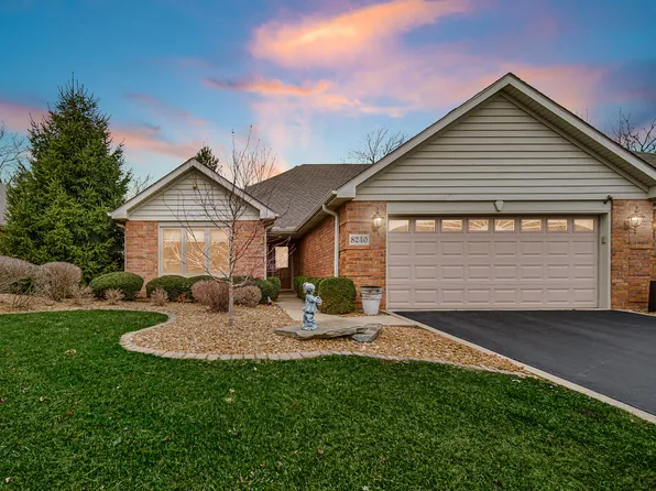 8240 Meadow Ln, Saint John, IN 46373