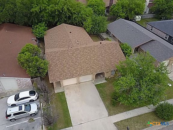 2nd image of 1207 Wales Dr