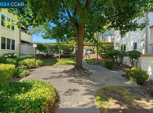 385 Camelback Rd #28, Pleasant hill, CA 94523