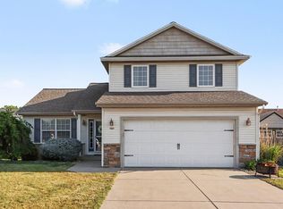 1073 Barnwood Dr, Wayland, MI 49348