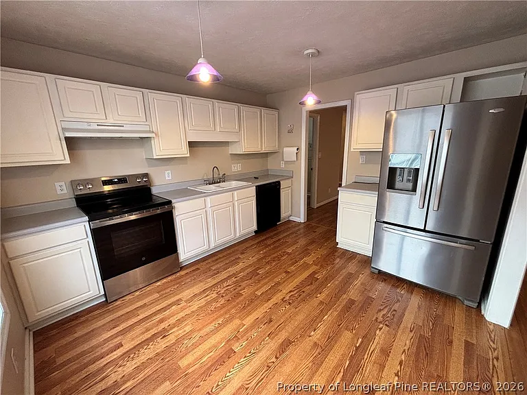 3024 Coachway Dr — Photo 9