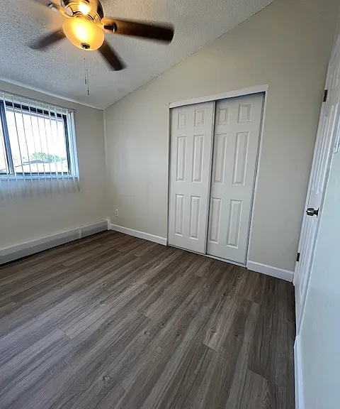 Orchard Glen Apartments — Photo 96