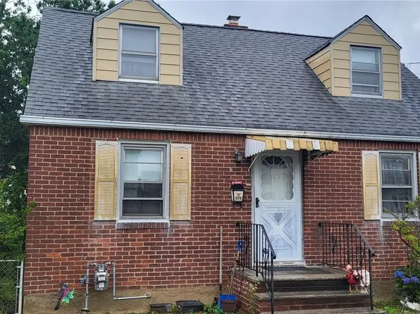 375 Beebe Road, Mineola, NY 11501