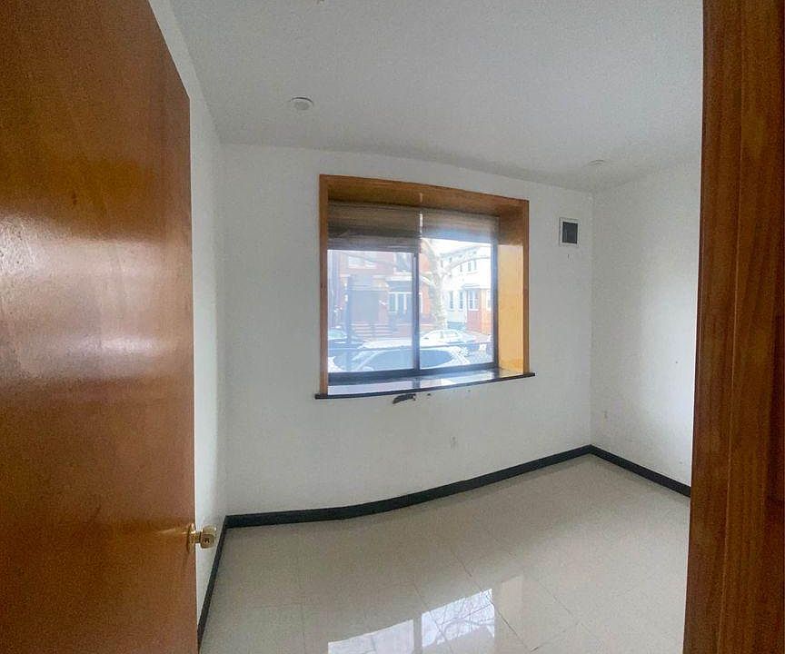 1st image of 1218 Avenue T #1