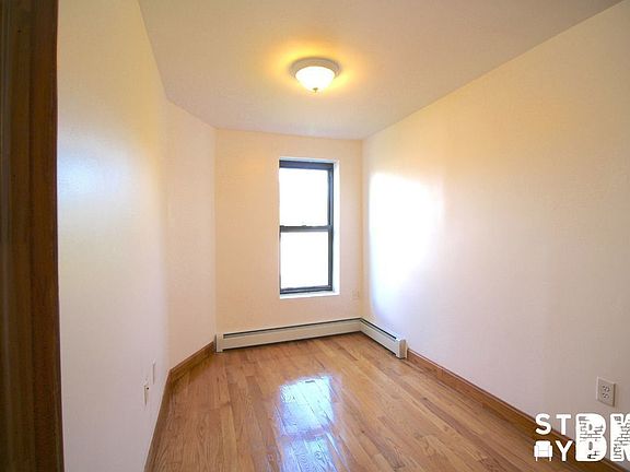 4th image of 220 Van Buren St #1LS