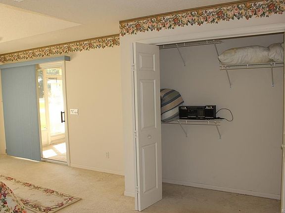 3rd image of 4240 N Lake Vista Trl