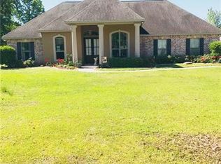 13386 Rosewood Dr, Ponchatoula, LA 70454