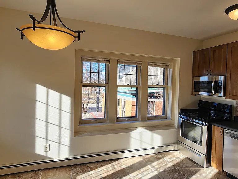 3104 W Kilbourn Ave #301 — Photo 6