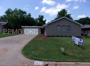 5817 N Seminole Ct, Warr Acres, OK 73132