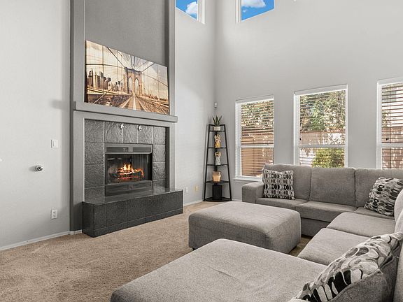 4th image of 1927 Yarbrough Pl NW
